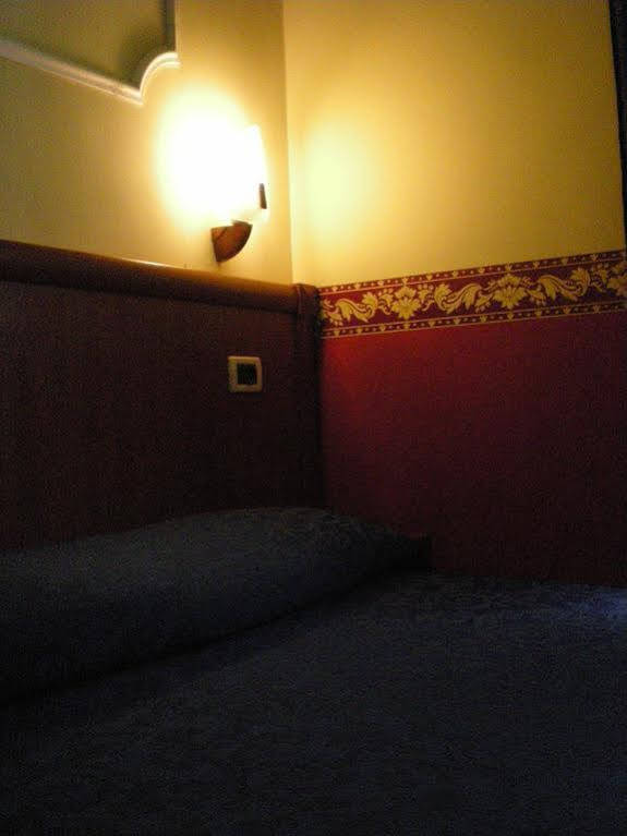 Hotel Les Artes Rom Exterior foto